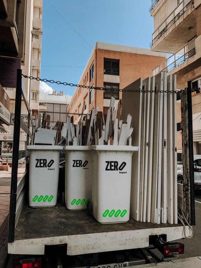 Foto de detalle de gestión de materiales en obra Zero Impact