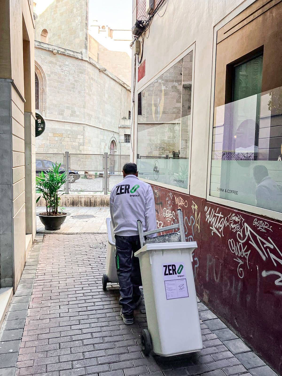 Foto de obra con contenedores Zero Impact para gestión de RCD